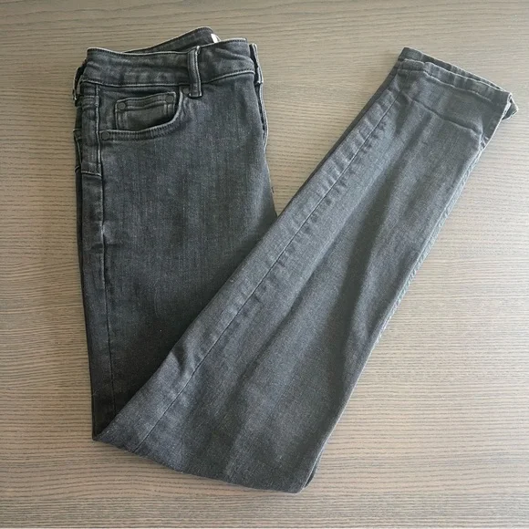 Zara Black Skinny Jeans - Picture 2 of 3